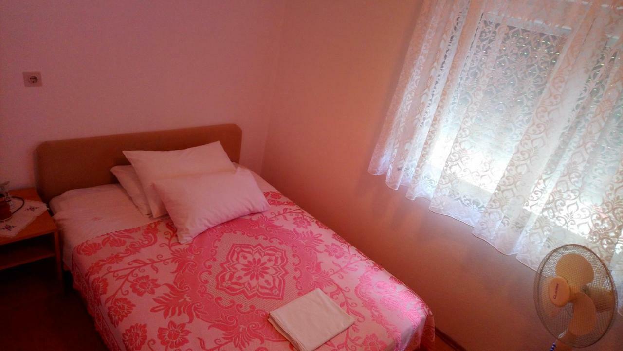 Apartmani Nimcevic Biograd Na Moru Exterior foto