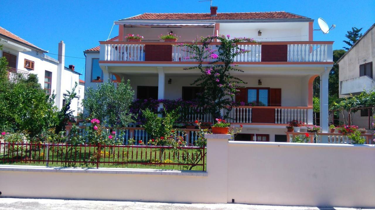 Apartmani Nimcevic Biograd Na Moru Exterior foto
