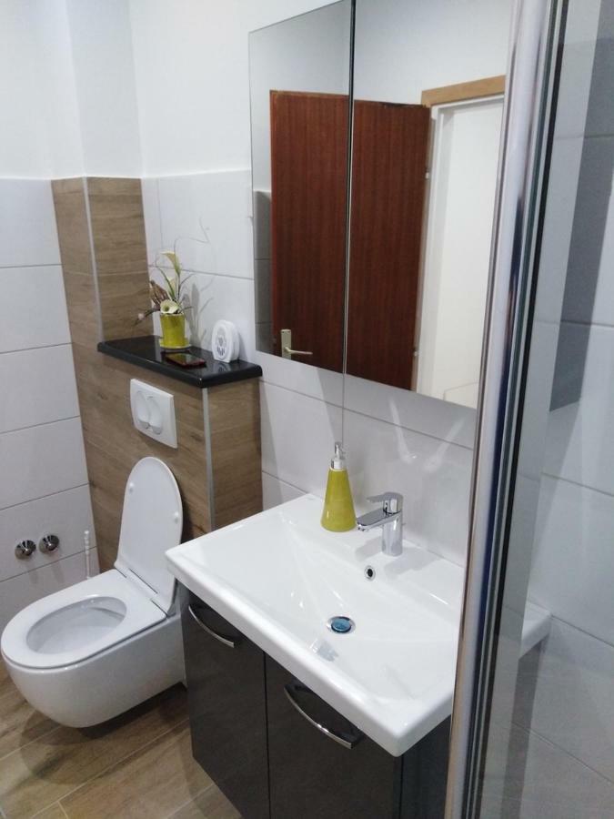 Apartmani Nimcevic Biograd Na Moru Exterior foto
